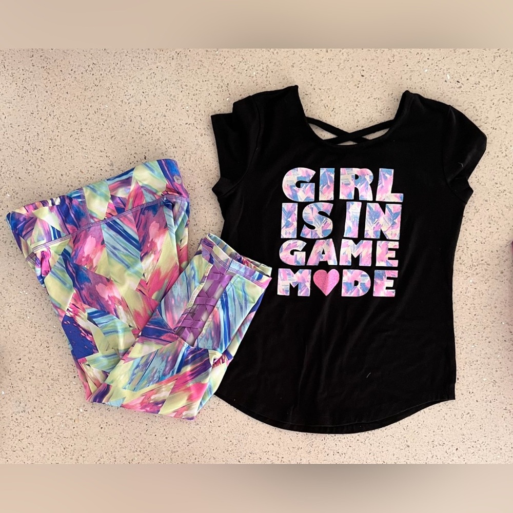 GUC Girls, 2 piece Capris workout outfit, Size L (12)